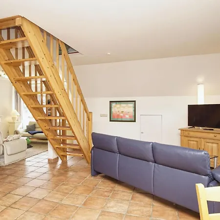 Wildrose Og Apartment Pantow